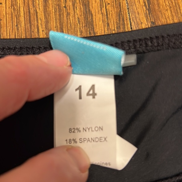 Septangle Swimsuit Skirt  Size 14 - Picture 4 of 4